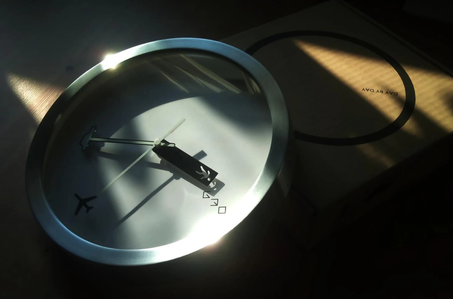Day By Day wall clock in a real environment